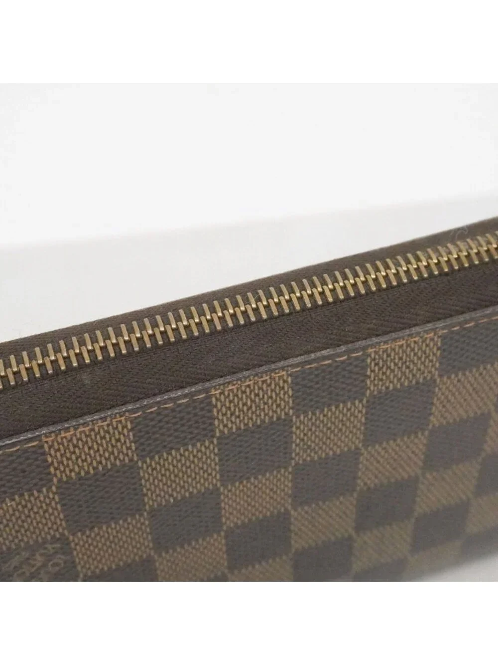 Louis Vuitton Wallet Damier Zippy Ebene